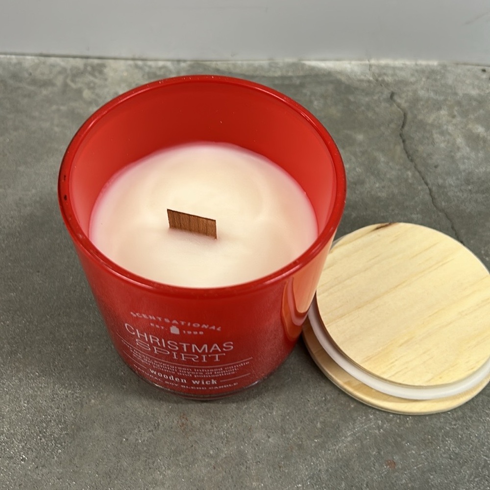 Scentsational Christmas Spirit Candle Glass Jar 11 Oz New WoodWick Holiday - Picture 2 of 2
